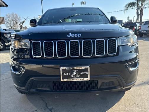 2020 Jeep Grand Cherokee Laredo