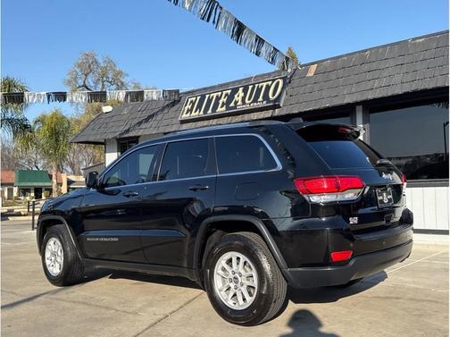 2020 Jeep Grand Cherokee Laredo