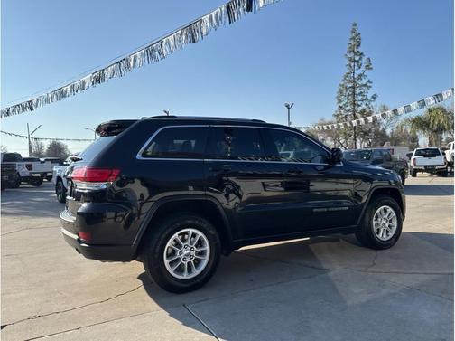 2020 Jeep Grand Cherokee Laredo