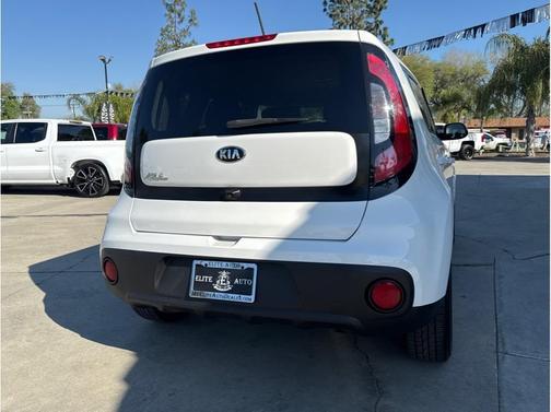 2017 Kia Soul Base