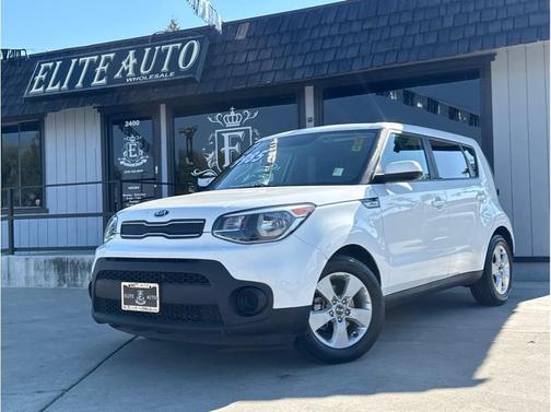 2017 Kia Soul Base