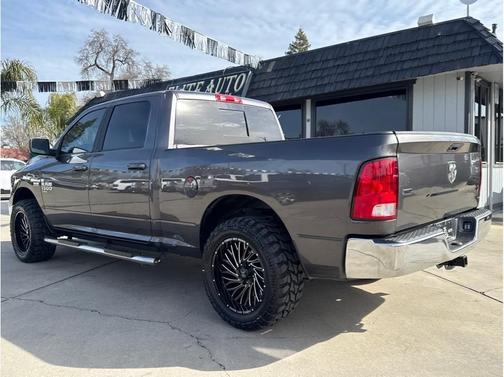 2019 RAM 1500 Classic SLT