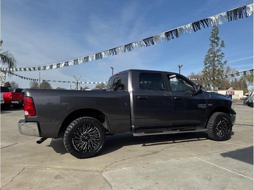 2019 RAM 1500 Classic SLT