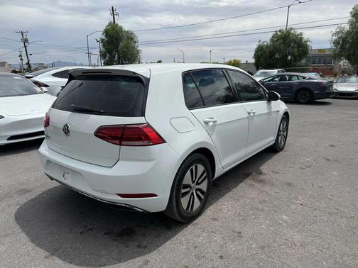 2019 Volkswagen e-Golf SE