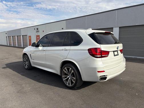 2017 BMW X5 xDrive50i