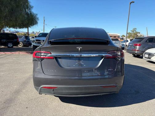 2018 Tesla Model X 100D