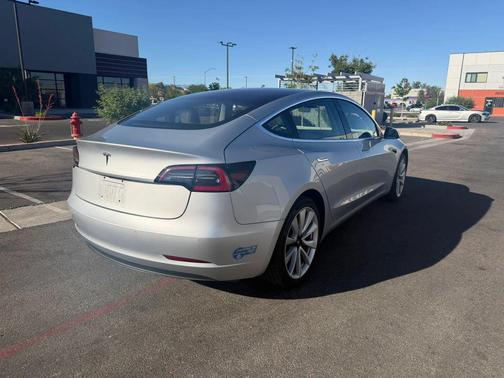 Silver 2018 Tesla Model 3 Long Range