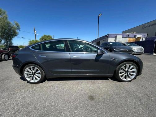 2019 Tesla Model 3 Standard Range