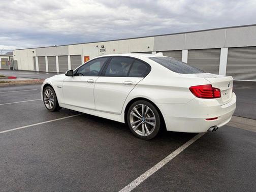 2016 BMW 528 528i Sedan 4D