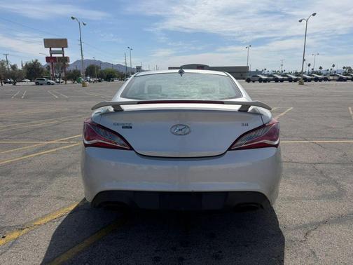 Silver 2013 Hyundai Genesis Coupe 3.8 Track