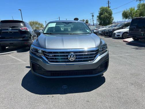 2020 Volkswagen Passat 2.0T R-Line