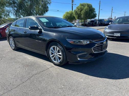 Mosaic Black Metallic 2017 Chevrolet Malibu 1LT