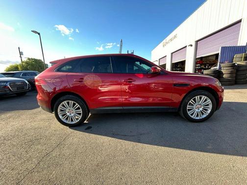2017 Jaguar F-PACE 35t Premium