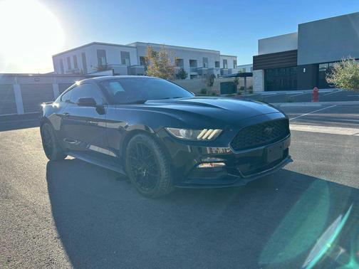2017 Ford Mustang V6