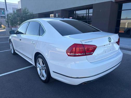 2013 Volkswagen Passat 2.0 TDI SEL Premium