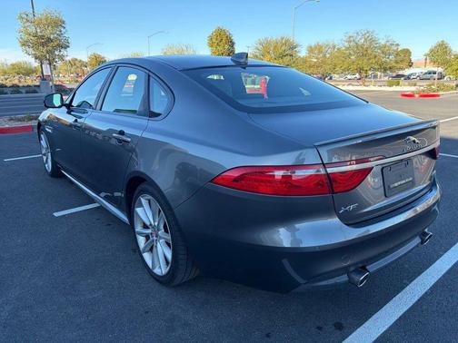 2016 Jaguar XF 35t R-Sport