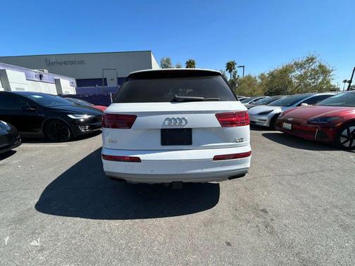 2017 Audi Q7 3.0T Premium