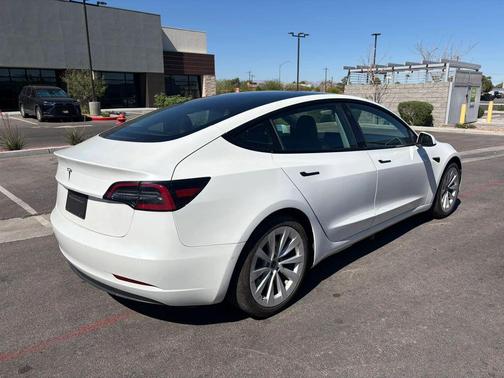 Pearl White Multi-Coat 2021 Tesla Model 3 Standard Range Plus