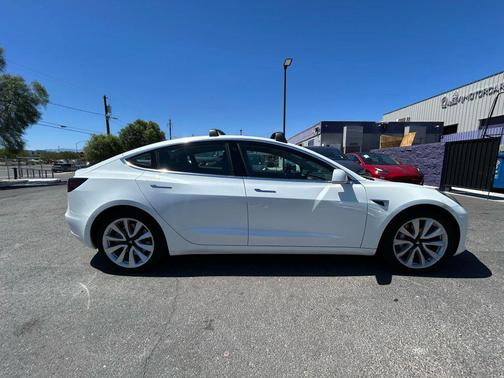 2017 Tesla Model 3 Long Range