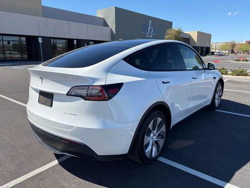 2020 Tesla Model Y Long Range Dual Motor All-Wheel Drive