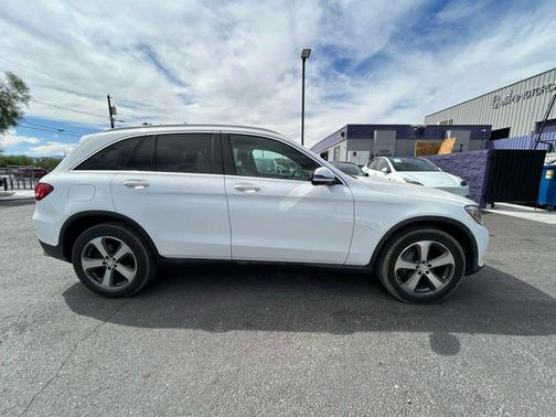 2017 Mercedes-Benz GLC 300 Base
