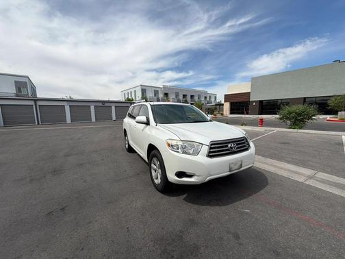 Blizzard Pearl 2010 Toyota Highlander Sport