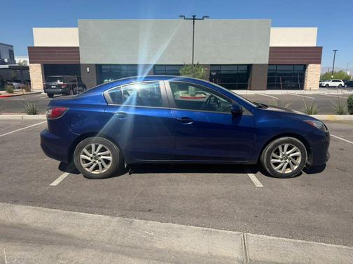 2013 Mazda Mazda3 s Grand Touring