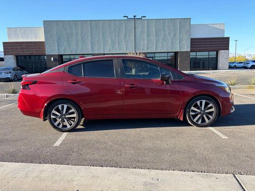 2020 Nissan Versa 1.6 S