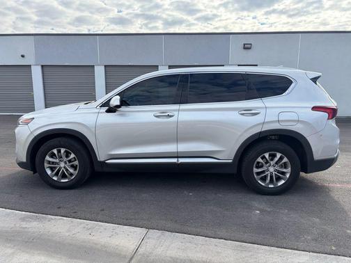 2020 Hyundai SANTA FE SEL 2.4