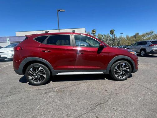 2020 Hyundai TUCSON Sport
