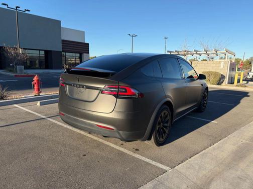 2020 Tesla Model X Long Range Plus Dual Motor All-Wheel Drive