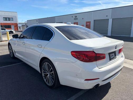 2017 BMW 530 530i Sedan 4D