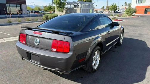 Gray 2007 Ford Mustang GT Premium
