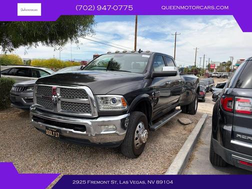 Granite Crystal Metallic Clearcoat 2017 RAM 3500 Laramie Crew Cab 4x4 8' Box