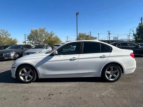 2012 BMW 328 328i Sedan 4D