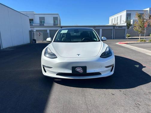 2022 Tesla Model 3 Standard Range