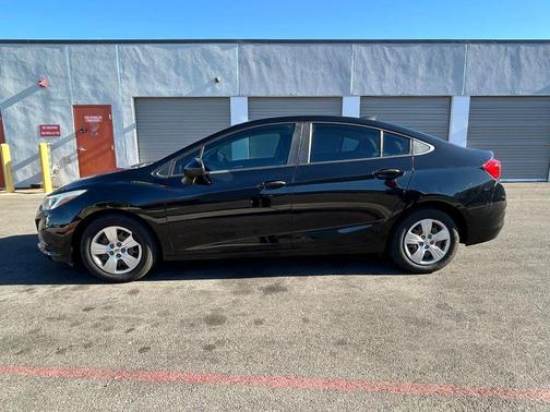 2018 Chevrolet Cruze LS