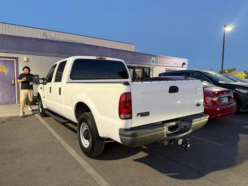 2004 Ford F-350 XL Crew Cab