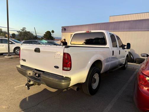 2004 Ford F-350 XL Crew Cab