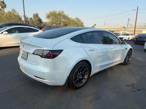2020 Tesla Model 3 Standard Range