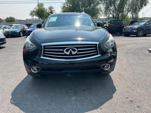 2016 INFINITI QX70 Base
