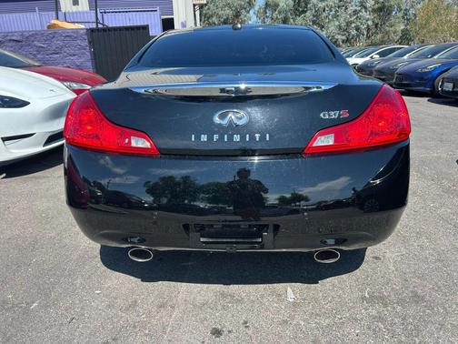 2013 INFINITI G37 Sport