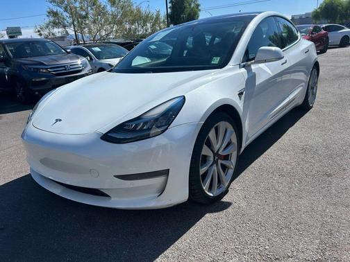 2018 Tesla Model 3 Performance