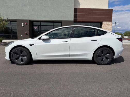 2023 Tesla Model 3 Standard Range