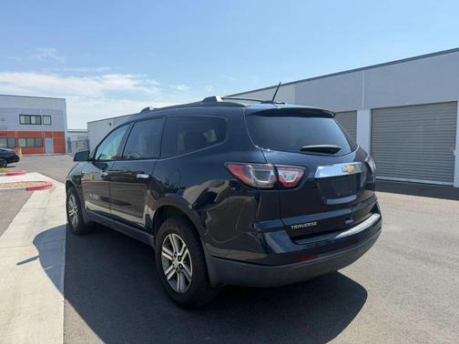 Velvet 2017 Chevrolet Traverse LS