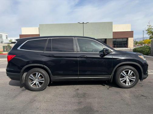 Crystal Black Pearl 2016 Honda Pilot EX-L