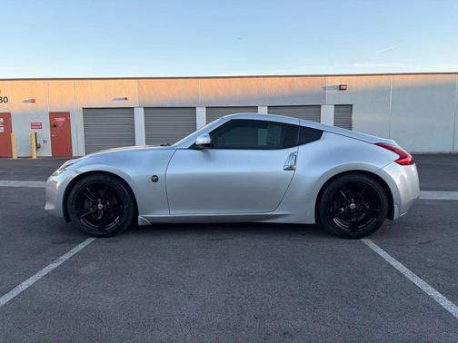 2011 Nissan 370Z Base