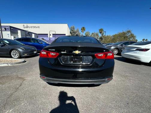 2017 Chevrolet Malibu 1LT