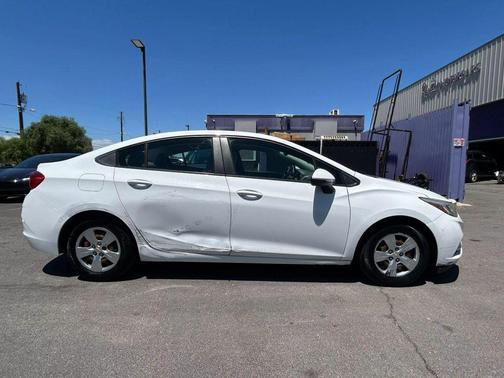 2017 Chevrolet Cruze LS