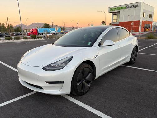 2019 Tesla Model 3 Standard Range Plus